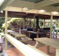 Melaleuca Grove Holiday Units amp Motor Inn - Accommodation in Brisbane