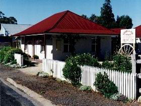 Cobb & Co Cottages - Accommodation in Brisbane 0