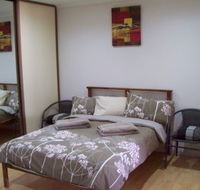 Potch amp Colour - Accommodation in Brisbane