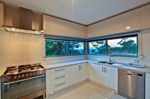 MORNINGTON PENINSULA ACCOMMODATION BEACH HOUSE - Accommodation in Brisbane 1