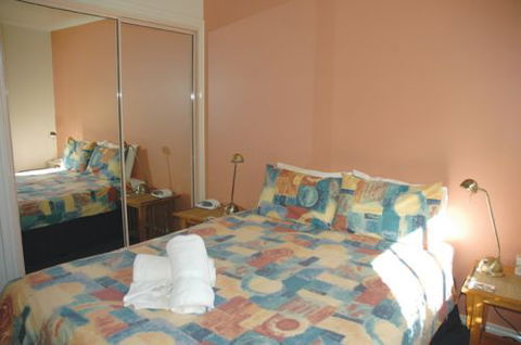 Captain's Quarters - Accommodation in Brisbane 4