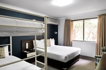 175 (formerly Wesley Lodge) - Accommodation in Brisbane 6