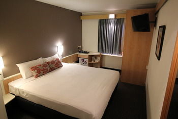 Ibis Newcastle - Accommodation in Brisbane 6