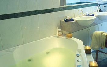 Best Western Plus The Tudor-Box Hill - Accommodation in Brisbane 24