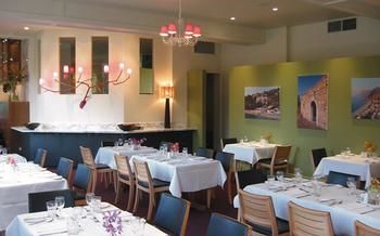 Best Western Plus The Tudor-Box Hill - Accommodation in Brisbane 28