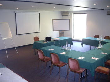 Best Western Plus The Tudor-Box Hill - Accommodation in Brisbane 30