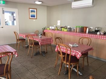 Waldorf The Entrance Serviced Apartments - Accommodation in Brisbane 17
