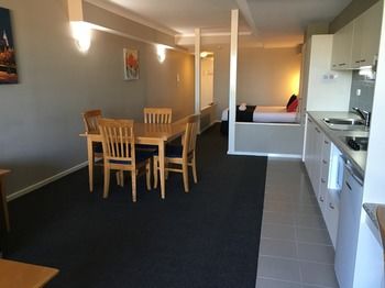 Waldorf The Entrance Serviced Apartments - Accommodation in Brisbane 42