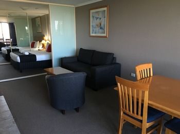 Waldorf The Entrance Serviced Apartments - Accommodation in Brisbane 56