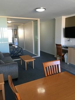 Waldorf The Entrance Serviced Apartments - Accommodation in Brisbane 57