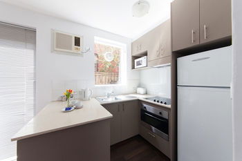 Easystay Apartments Raglan Street - Accommodation in Brisbane 4