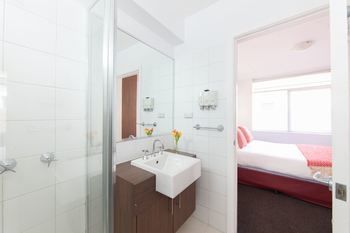 Easystay Apartments Raglan Street - Accommodation in Brisbane 7