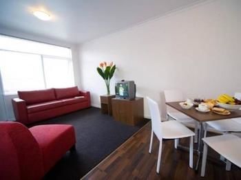 Easystay Apartments Raglan Street - Accommodation in Brisbane 14