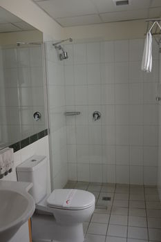YTI Garden Hotel - Accommodation in Brisbane 0
