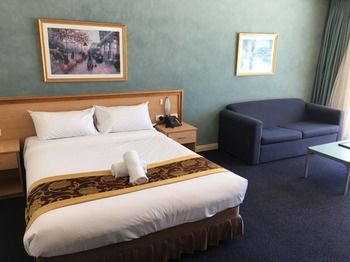 El Lago Waters Motel - Accommodation in Brisbane 11