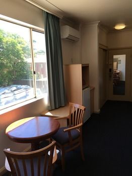 El Lago Waters Motel - Accommodation in Brisbane 25