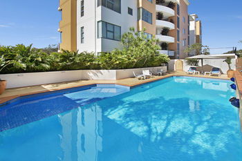 Santorini Twin Waters - Accommodation in Brisbane 28