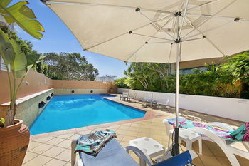 Santorini Twin Waters - Accommodation in Brisbane 29