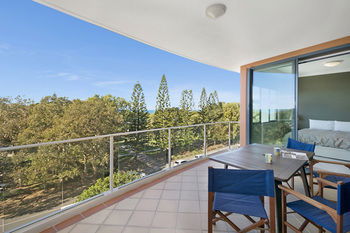 Santorini Twin Waters - Accommodation in Brisbane 31