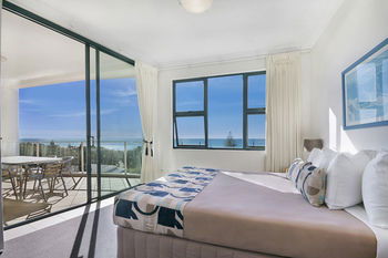 Santorini Twin Waters - Accommodation in Brisbane 33