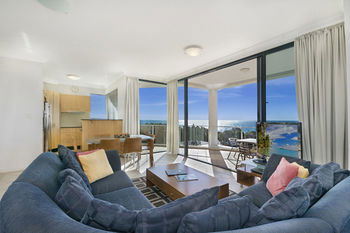 Santorini Twin Waters - Accommodation in Brisbane 38