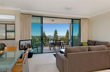 Santorini Twin Waters - Accommodation in Brisbane 2