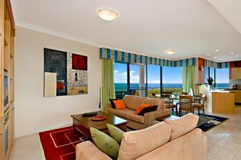 Santorini Twin Waters - Accommodation in Brisbane 4