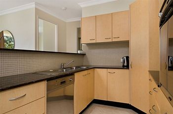 Santorini Twin Waters - Accommodation in Brisbane 21