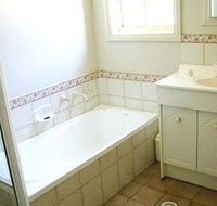 Madigan Wine Country Cottages - Accommodation in Brisbane