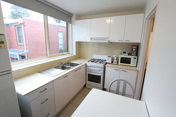Drummond Apartments Services - Accommodation in Brisbane 14