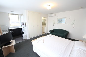 Drummond Apartments Services - Accommodation in Brisbane 15