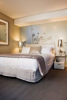 Art Series - The Olsen - Accommodation in Brisbane 6