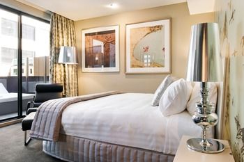 Art Series - The Olsen - Accommodation in Brisbane 8