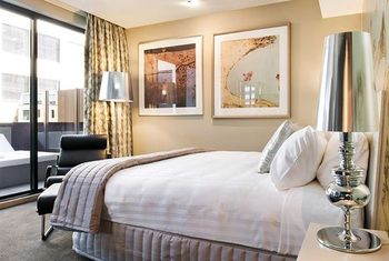 Art Series - The Olsen - Accommodation in Brisbane 33