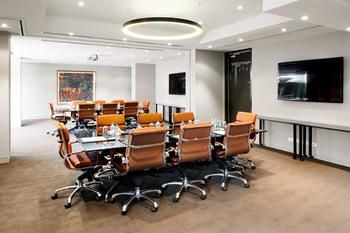 Art Series - The Olsen - Accommodation in Brisbane 57