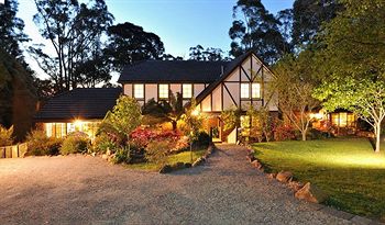 Holly Lodge - Accommodation in Brisbane 26