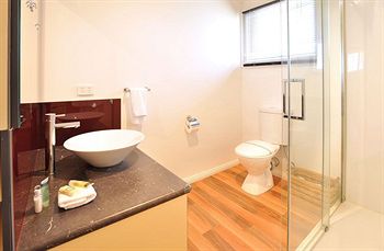 Holly Lodge - Accommodation in Brisbane 31