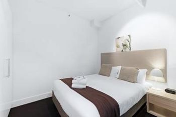 Docklands Private Collection Of Apartments - Digital Harbour - Accommodation in Brisbane 6