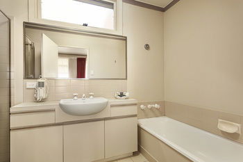 Carlton Clocktower Apartments - Accommodation in Brisbane 3