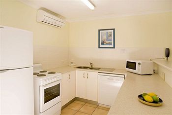 Beach Breakers Resort - Accommodation in Brisbane 6