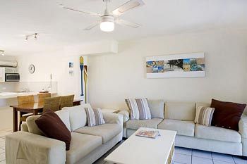 Beach Breakers Resort - Accommodation in Brisbane 11