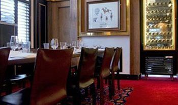 Middle Park Hotel - Accommodation in Brisbane 3