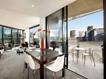 Docklands Executive Apartments - Accommodation in Brisbane 19