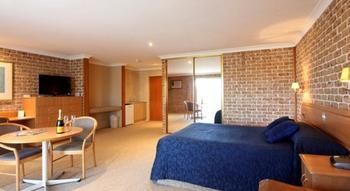 The Hermitage Motel - Accommodation in Brisbane 39