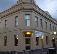 Naughtons Parkville Hotel