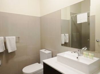 Naughtons Parkville Hotel - Accommodation in Brisbane 7