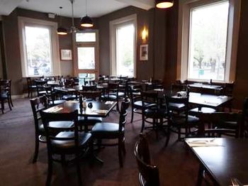 Naughtons Parkville Hotel - Accommodation in Brisbane 14