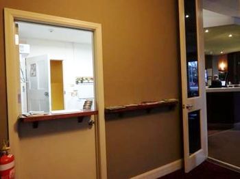 Naughtons Parkville Hotel - Accommodation in Brisbane 26