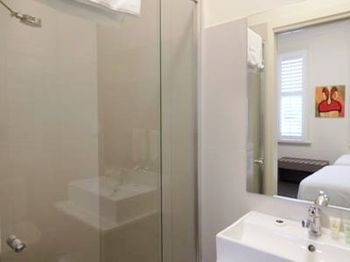Naughtons Parkville Hotel - Accommodation in Brisbane 27