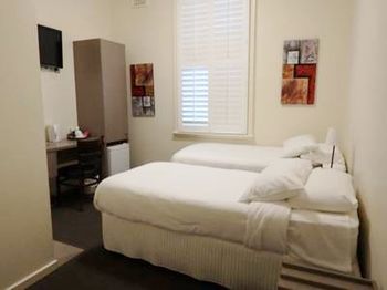 Naughtons Parkville Hotel - Accommodation in Brisbane 29